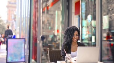 The Ultimate Guide to Invoice Factoring for Entrepreneurs