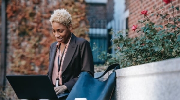 How to Send Professional Invoices That Get You Paid Fast